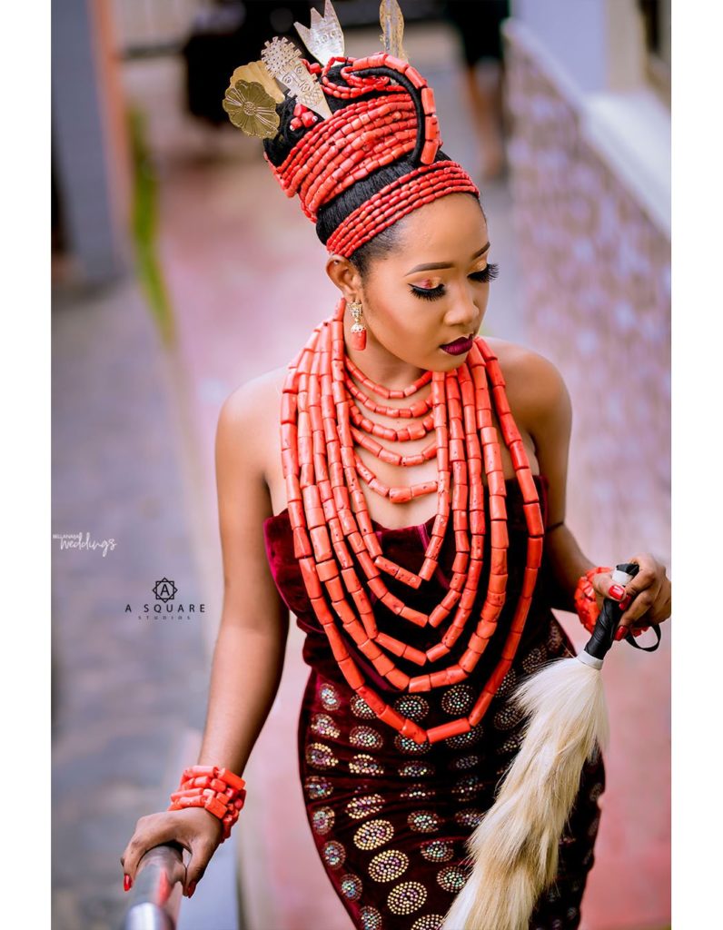 Blinged Corset & a Popping Bridal Glam for a Statement Edo Bridal Look