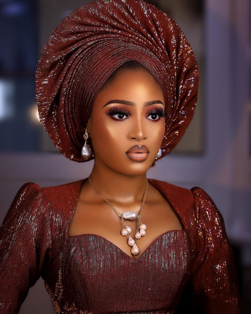 This Wine Asooke Beauty Look is Calling For You