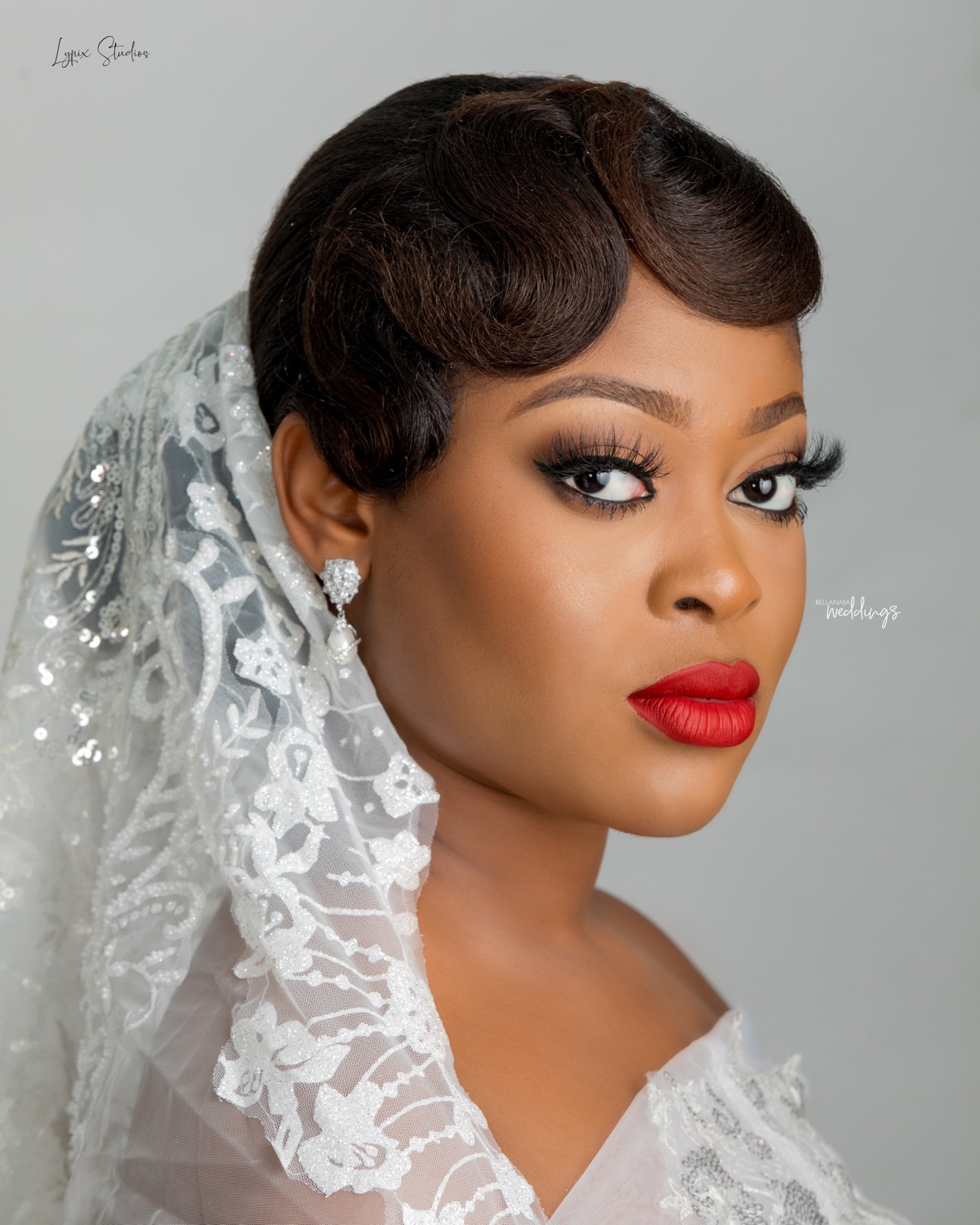 You Should Pin This Beauty Look For That Striking Bridal Glow!