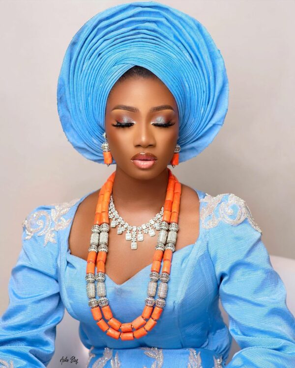 Exude Elegance & Style on Your Trad With This Beauty Look