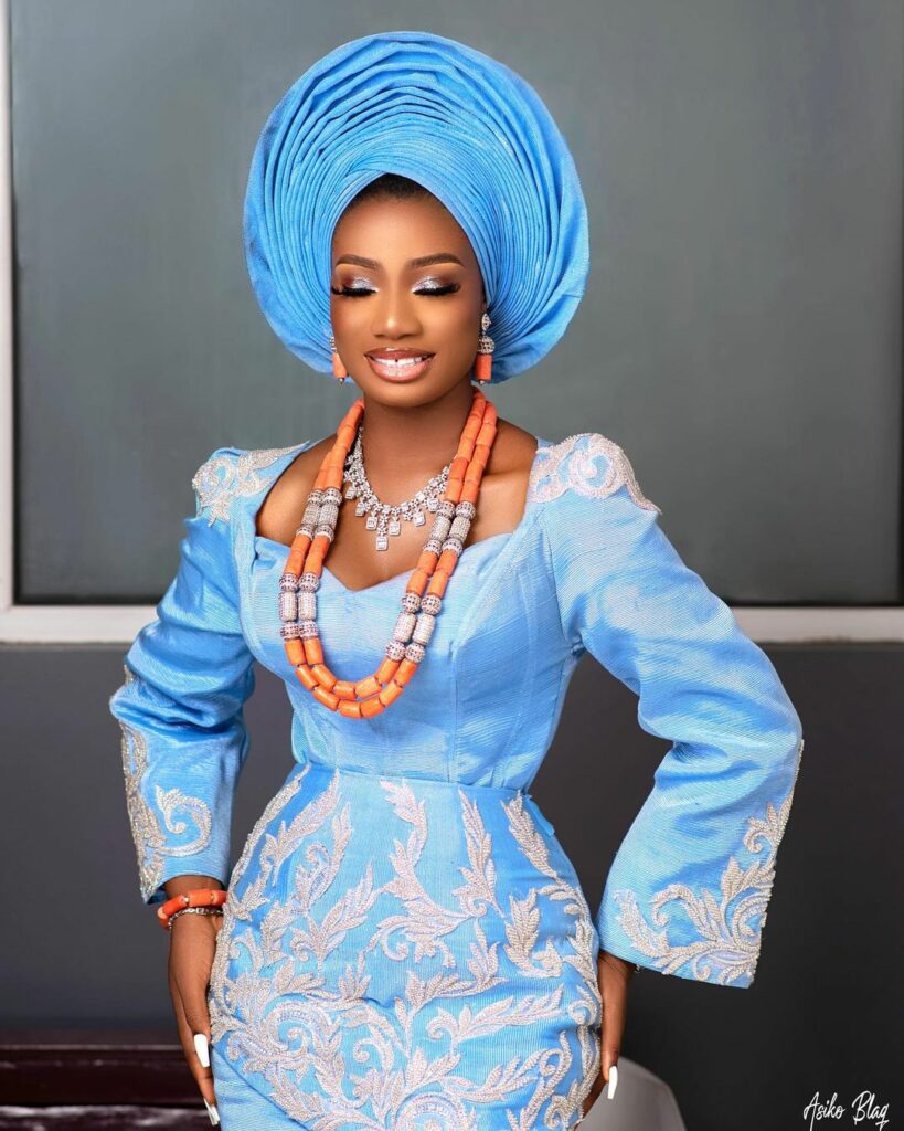 Exude Elegance & Style on Your Trad With This Beauty Look