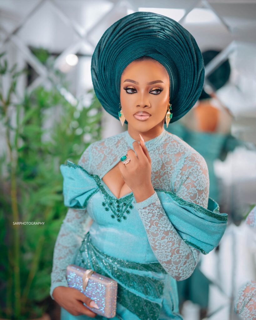 Opt For Elegance on Your Yoruba Trad With This Beauty Look